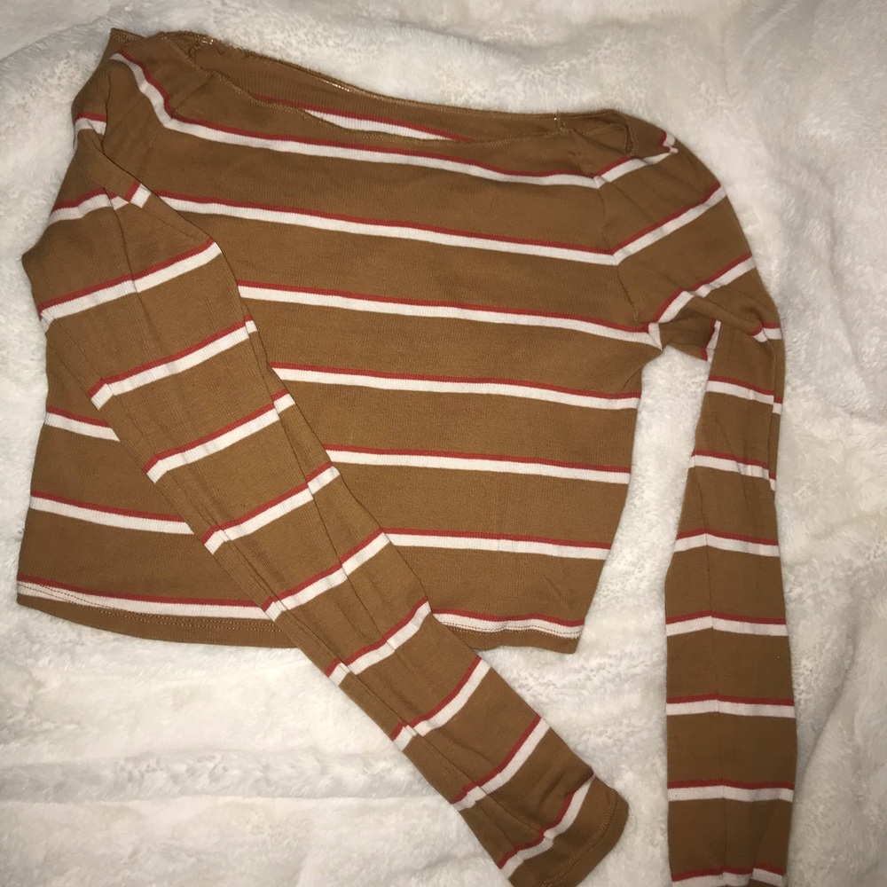 WILD FABLE off the shoulder long sleeve